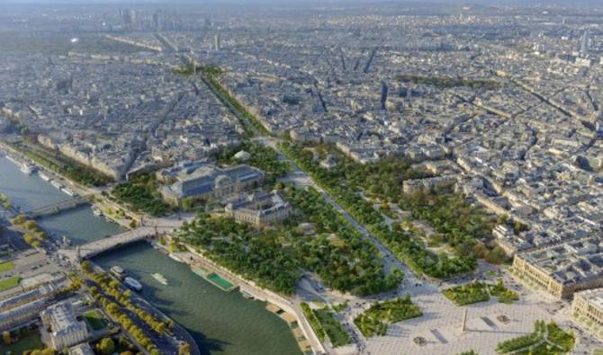 Les Champs-Elysées vont entamer une profonde mutation, ont promis mercredi élus et experts de la capitale française, pour « réenchanter » la célébrissime avenue parisienne d'ici aux Jeux olympiques de 2024. (Photo, AFP)