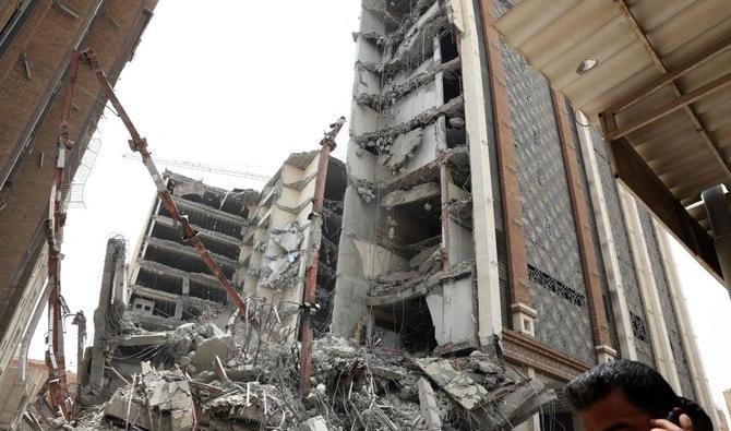 Iran: au moins six morts dans l'effondrement d'un immeuble en construction  | Arabnews fr
