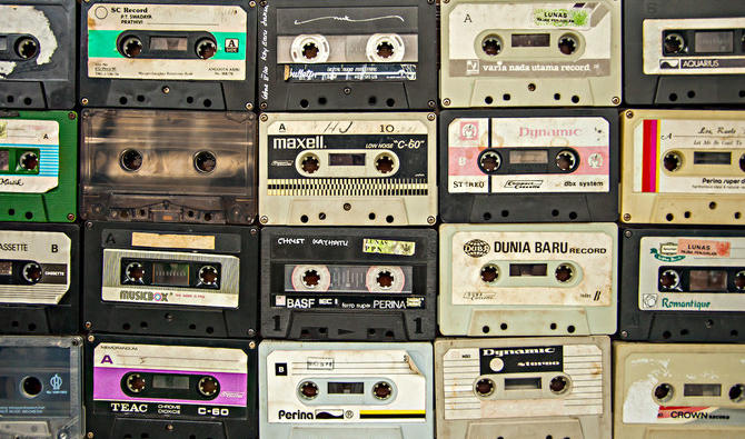 Media of the Masses se penche la culture des cassettes dans l’Égypte moderne. (Shutterstock)