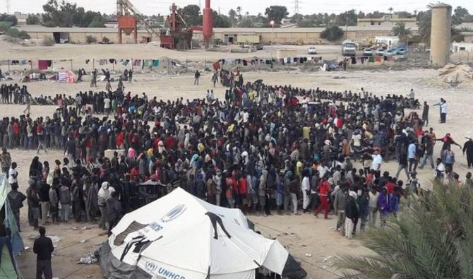 Un camp de réfugiés, géré par le Haut Commissariat des Nations unies pour les réfugiés (HCR), dans la ville côtière de Sabratha, en Libye, en octobre 2017. (HCR)