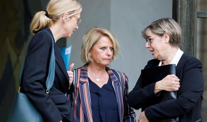 La ministre de la Santé, Brigitte Bourguignon après avoir participé à la réunion hebdomadaire du cabinet à l'Elysée à Paris, le 8 juin 2022. (Photo, AFP)
