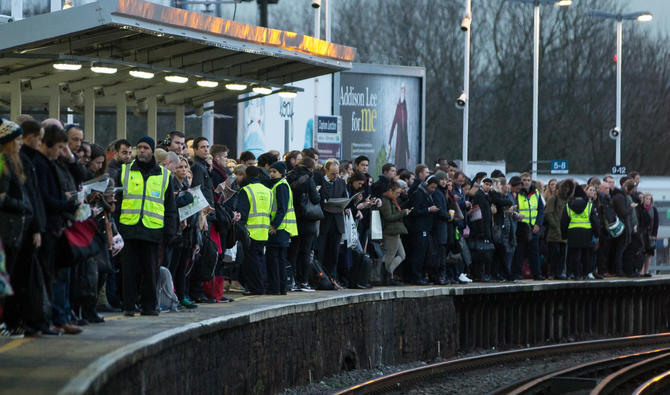 Une grève du rail historique devrait semer le chaos au Royaume-Uni |  Arabnews fr