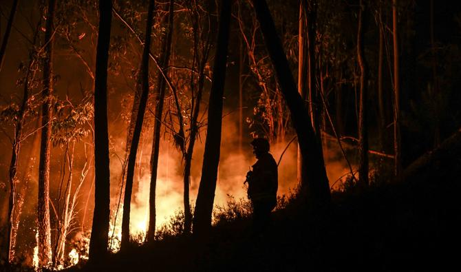 Un incendie de forêt à Casais do Vento à Alvaiazere, le 10 juillet 2022. (Photo, AFP)