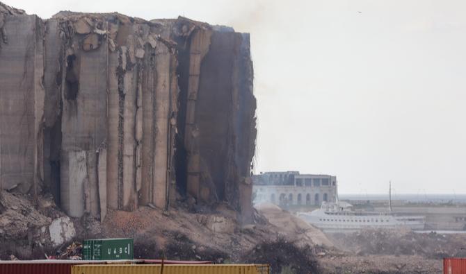 Une partie des silos à grains fortement endommagés du port de la capitale libanaise Beyrouth, le 31 juillet 2022. (Photo, AFP)