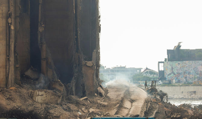 Une partie des silos à grains fortement endommagés du port de la capitale libanaise Beyrouth, le 31 juillet 2022. (Photo, Reuters)