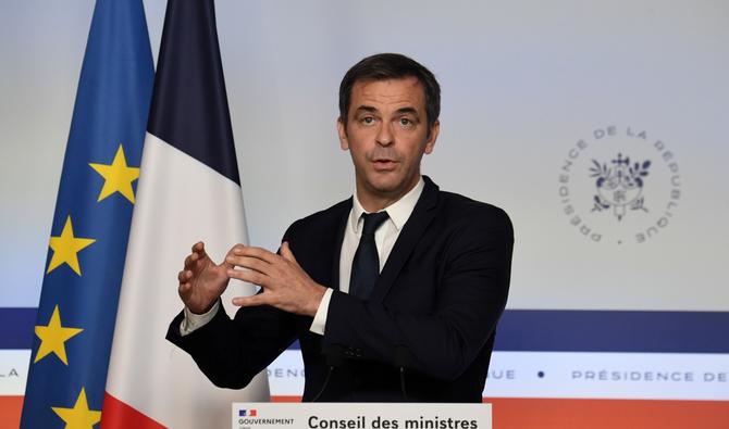 Le porte-parole du gouvernement français Olivier Veran lors d'une conférence de presse après avoir participé à la réunion hebdomadaire du cabinet à l'Elysée à Paris, le 29 juillet 2022. (Photo, AFP)