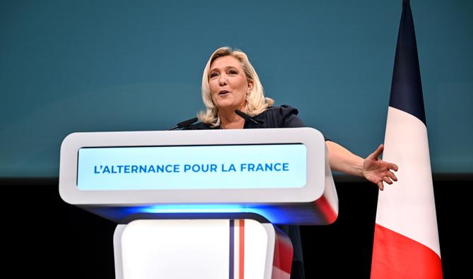 Marine Le Pen s'est présentée comme «l'alternance pour la France», lors d'un discours dans l'Hérault qui marquait autant sa rentrée politique que ses adieux à la tête du Rassemblement national, le 18 septembre 2022. (Photo, AFP) 