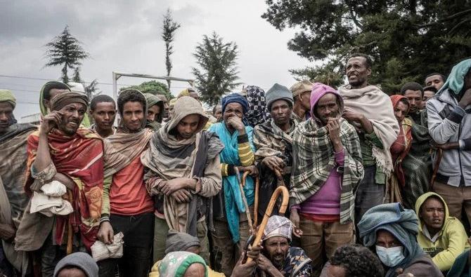 Les réfugiées qui ont rejoint les centres d'accueil pour fuir la guerre en Éthiopie sont désormais confrontées à la baisse de l'aide humanitaire, les donateurs accordant davantage d'attention aux millions de personnes déplacées en Ukraine. (AFP)