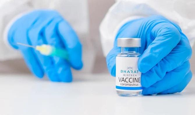 Le vaccin mis au point par le fabricant local Bharat Biotech, préconisé en première dose pour la population adulte, a reçu l'agrément d'urgence de l'autorité indienne de réglementation des médicaments. (Photo, AFP)