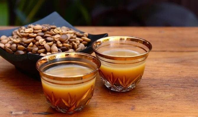Le café arabe diffère d'un pays à l'autre, avec des variations dans le grain, la torréfaction, le temps d'infusion et les épices. (Photo fournie)