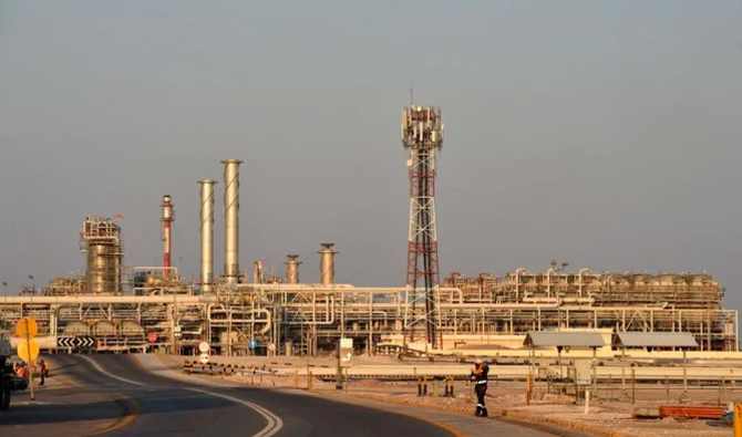 Prix du pétrole: le monde doit apprendre à faire avec une Arabie saoudite qui défend ses intérêts