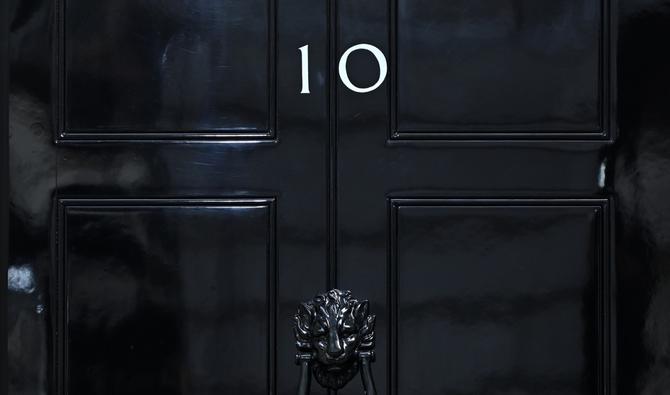 La porte du 10 Downing Street, la résidence officielle du Premier ministre britannique, le 24 octobre 2022. (Photo, AFP)