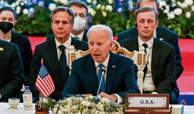 Le président américain Joe Biden prend la parole dans le cadre des 40e et 41e sommets de l'Association des nations de l'Asie du Sud-Est (ASEAN) à Phnom Penh, le 12 novembre 2022. (Photo, AFP)