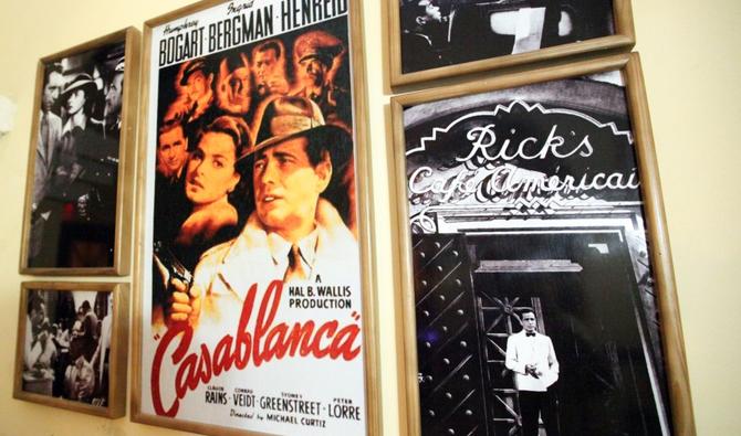 En 2004, une ex-diplomate américaine, Kathy Kriger (décédée en 2018), passionnée du film, a eu l'idée de récréer le night-club à Casablanca. (Photo, AFP)