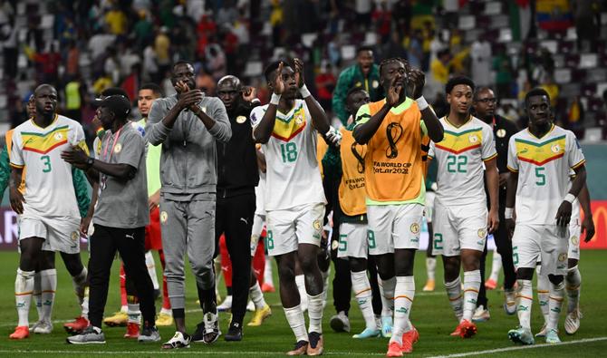 L'attaquant sénégalai; Ismaila Sarr célèbre la victoire du Sénégal qui a remporté le match de football du groupe A de la Coupe du monde Qatar 2022 contre l'Équateur au stade international Khalifa de Doha, le 29 novembre 2022. (Photo, AFP)