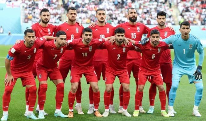Les joueurs de l'équipe nationale iranienne de football posent avant le match de football du groupe B de la Coupe du monde Qatar 2022 entre l'Angleterre et l'Iran au stade international Khalifa de Doha, le 21 novembre 2022. (Photo, AFP)
