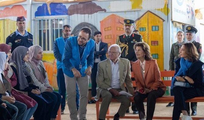 Le roi Charles XVI Gustave et la reine Silvia de Suède ont visité le camp de Zaatari pour les réfugiés syriens en Jordanie. (HCR)