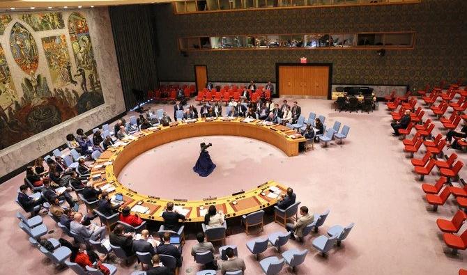 Abdelaziz Alwasil, représentant permanent de l’Arabie saoudite à l’ONU, a appelé le Conseil de sécurité à examiner la situation au Yémen «dans toutes ses dimensions et en toute transparence et objectivité.» (Photo, AFP)