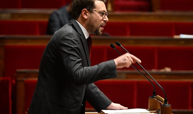 Le député écologiste Benjamin Lucas a demandé dans un communiqué «la dissolution du mouvement» de M. Zemmour, dénonçant les «mêmes procédés terrorisants que les islamistes, en faisant déferler en raid menaces et injures». (Photo, AFP)