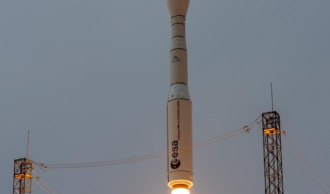 La fusée Vega-C décollant pour son vol inaugural VV21, à Kourou, en Guyane française, le 13 juillet 2022. (Photo, AFP)