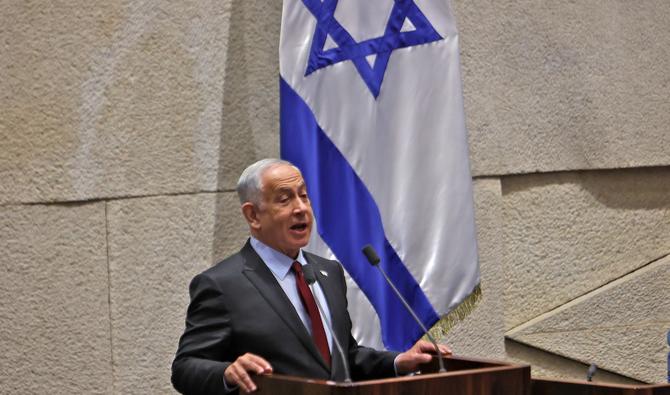 Le Premier ministre désigné Benjamin Netanyahu s'exprime à la salle plénière de la Knesset (parlement israélien) lors d'une session pour élire le nouveau président de l'assemblée à Jérusalem,  le 12 décembre 2022. (Photo, AFP)