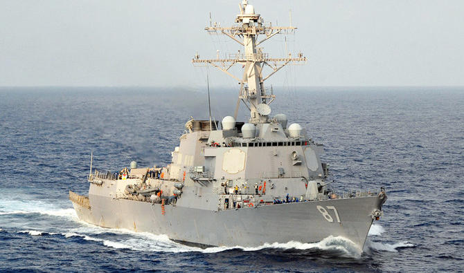 La marine américaine intercepte un missile et un drone tirés en mer Rouge par les Houthis