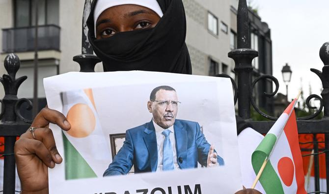 Le fils du président nigérien Mohamed Bazoum renversé le 26 juillet par un coup d'Etat, était détenu jusqu'à présent avec son père (Photo, AFP).