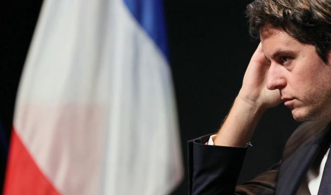 Gabriel Attal, un début sur les chapeaux de roue!
