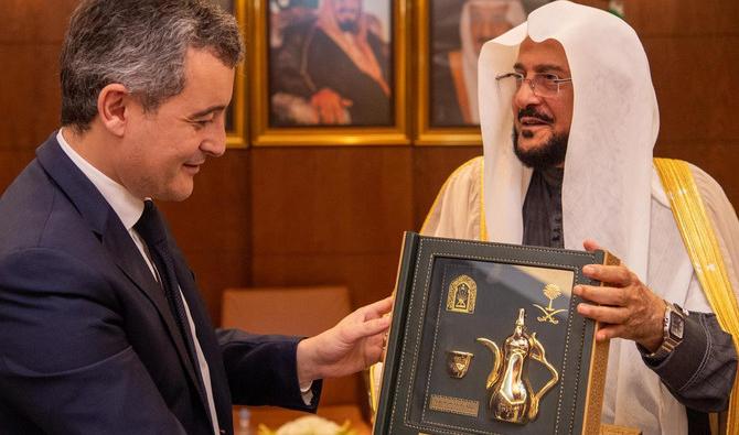 Le ministre français de l'Intérieur Gérald Darmanin rencontre Cheikh Adelatif Al Sheikh, ministre saoudien des Affaires Islamiques.(SPA).