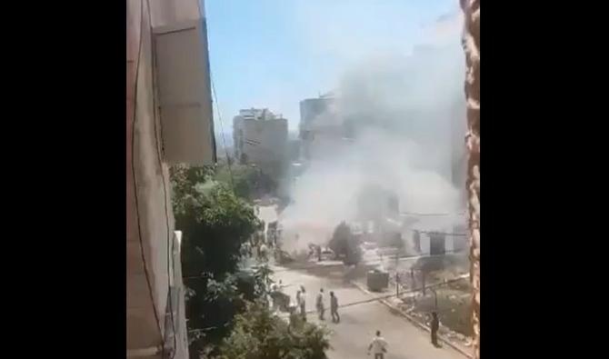 Un haut commandant du groupe armé libanais Hezbollah a été tué lors d'une frappe israélienne mercredi à l'extérieur de la ville de Tyr, dans le sud du Liban, ont déclaré deux sources de sécurité à Reuters. (Photo: X/@bas_irra)