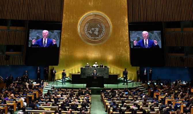 Alors que New-York accueille l’Assemblée générale des Nations Unies, le Liban croule sous les bombes