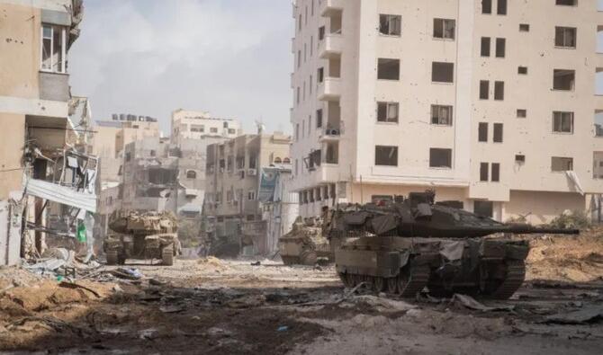 Les tribunaux: une solution réaliste pour limiter l'approvisionnement en armes d'Israël