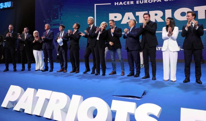En Europe, à droite toute!