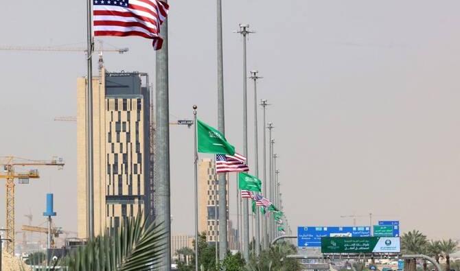 Vivre loin, se sentir chez soi: récits d’Américains en Arabie saoudite