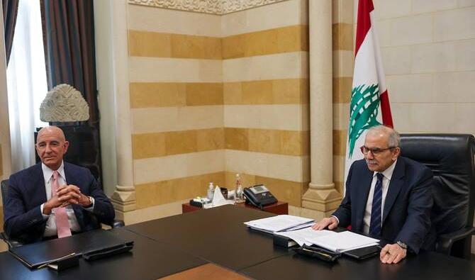 Le Liban ... Dans la cour de Barrack et Ortagus
