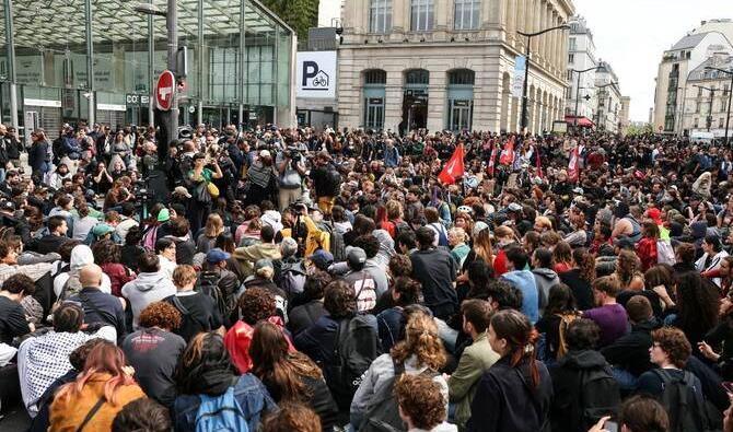 La crise en France pourrait entraîner l'Europe dans un chaos financier