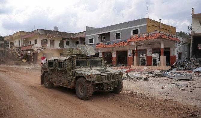 Un employé municipal a été tué jeudi, selon le ministère libanais de la Santé, lors d'une incursion israélienne nocturne dans un village du sud du Liban, confirmée par Israël qui a affirmé agir contre le Hezbollah pro-iranien. (AFP)