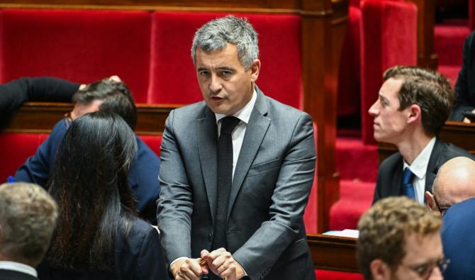 Ce collectif d'une trentaine d'avocats se dit dans sa plainte, portée par Me Jérôme Karsenti, "particulièrement indigné par les déclarations du garde des Sceaux" faisant part "publiquement de sa compassion à l'égard de M. Sarkozy en soulignant les liens personnels qu'ils entretiennent". (AFP)