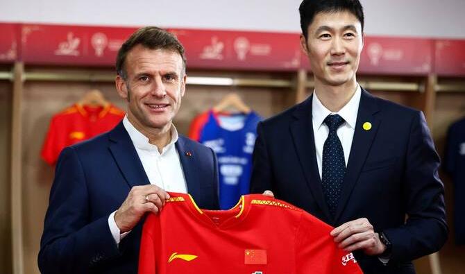 Le président français veut rééquilibrer les relations entre la Chine et l’Europe