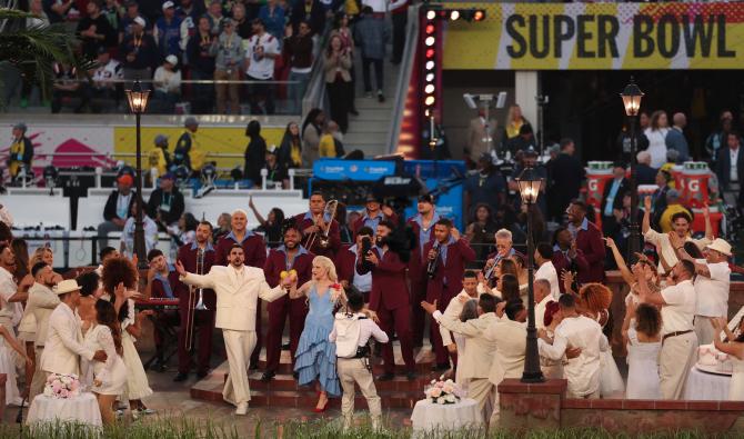 Les Portoricains célèbrent l'un des leurs, Bad Bunny, vedette du Super Bowl