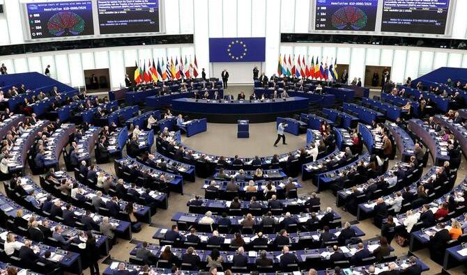 Les priorités et les choix contradictoires qui s'offrent au monde